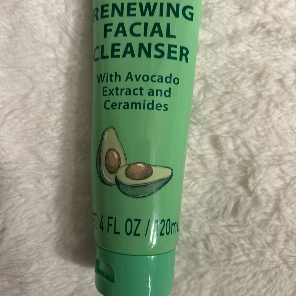 🛍️b•pure Glow Up Facial Cleanser Avocado Ceramides 4.4 FL OZ 120 ml💥 - Picture 2 of 7